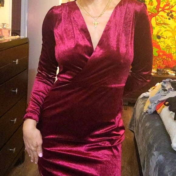 Long deep V Neck Vamp Red Sexy Velvet Dress XS - Picture 3 of 9